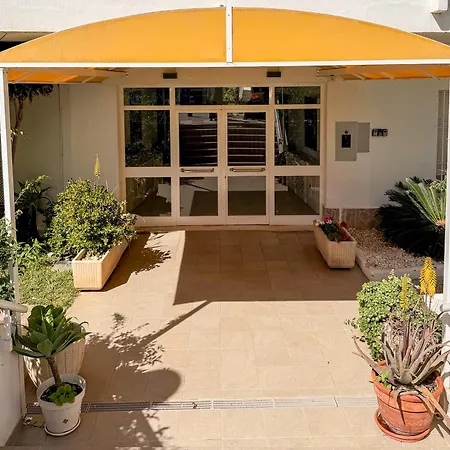 Casa La Luna- Beachfront 1br With Sea Views * マルベーリャ