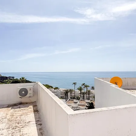 Casa La Luna- Beachfront 1br With Sea Views *
