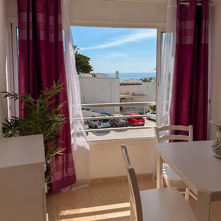 Casa La Luna- Beachfront 1br With Sea Views