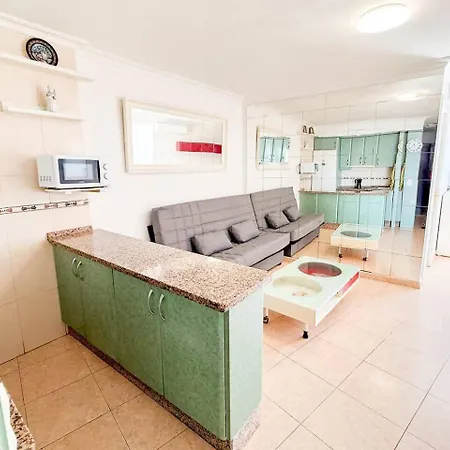 Casa La Luna: ¡cozy And Sunny 1br On The Beach! Апартаменты