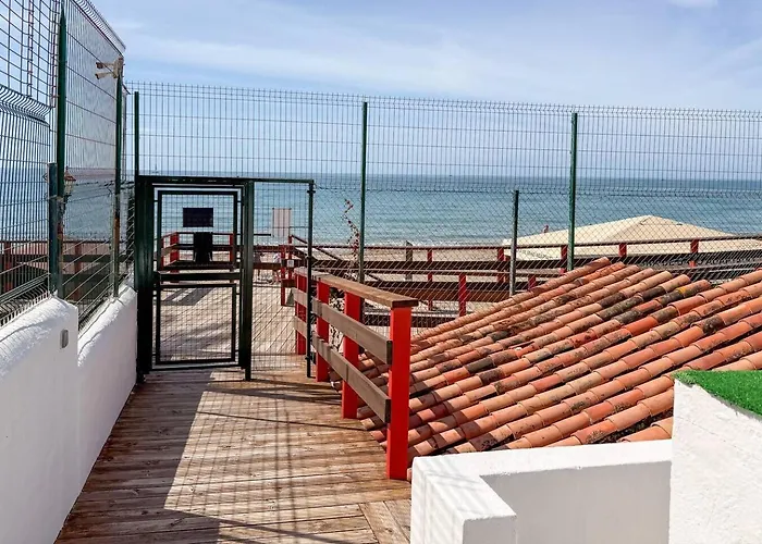 Casa La Luna: ¡cozy And Sunny 1br On The Beach! Marbella