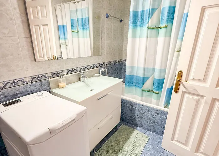 Casa La Luna: ¡cozy And Sunny 1br On The Beach! Apartment *
